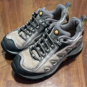 Merrell Radius Low Waterproof Hiking Trail Shoes Women’s Sz 6 STONE Vibram Soles
